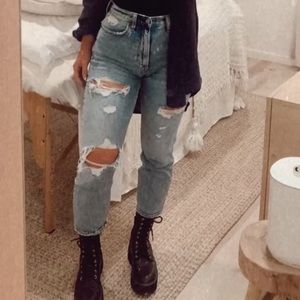 ABERCROMBIE ULTRA HIGH RISE ANKLE STRAIGHT JEANS CURVE LOVE